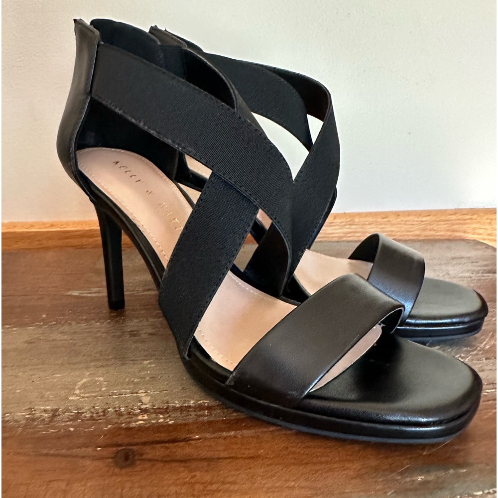 Kelly & Katie high heel strappy black 8M new unworn zipper back elastic strap - Picture 3 of 10